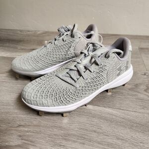 Under Armour Gray Cleats Size 8 Glyde‎ 2MT Plush Pocket 39.8 Grams Traction